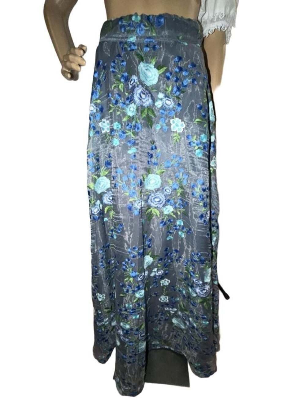 NWT The Saree Room Grey Blossom Lehenga Maxi Skirt - Size XS - Picture 1 of 12